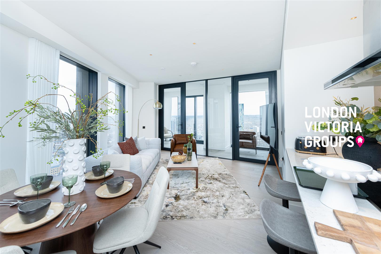 2 bed property in River Park Tower, 1 Nine Elms Lane, London